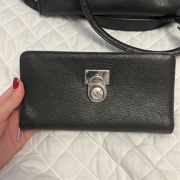 Michael Kors Bag & Wallet - Picture 4 of 5